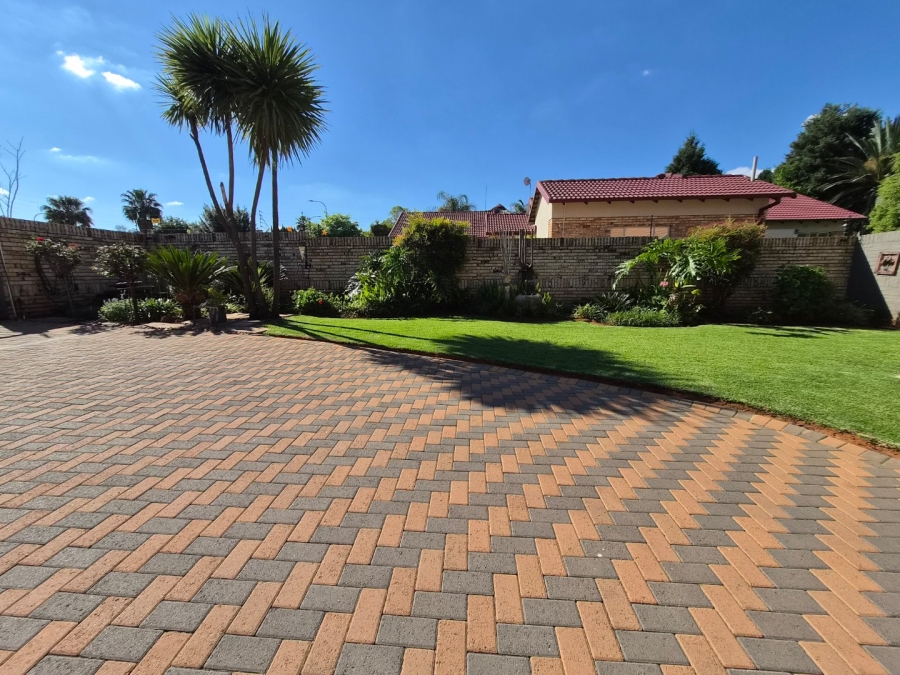 4 Bedroom Property for Sale in Doringkruin North West